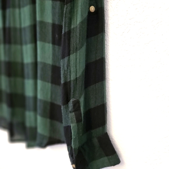 Tinsel 3/4 Button Long Sleeve Shirt - Picture 3 of 5